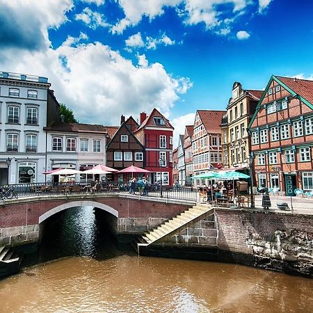 Die Stader Ferienwohnung Mit Terrasse Bagian luar foto